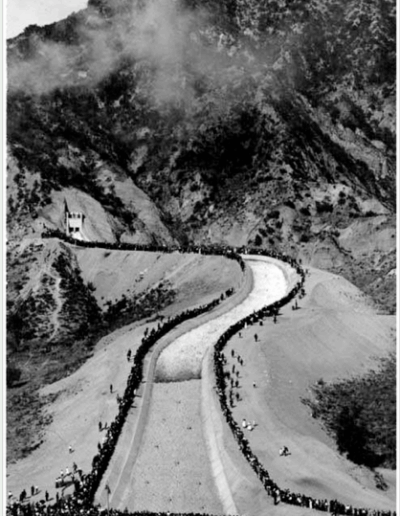 1913 photo of water beginning to come down the aqueduct